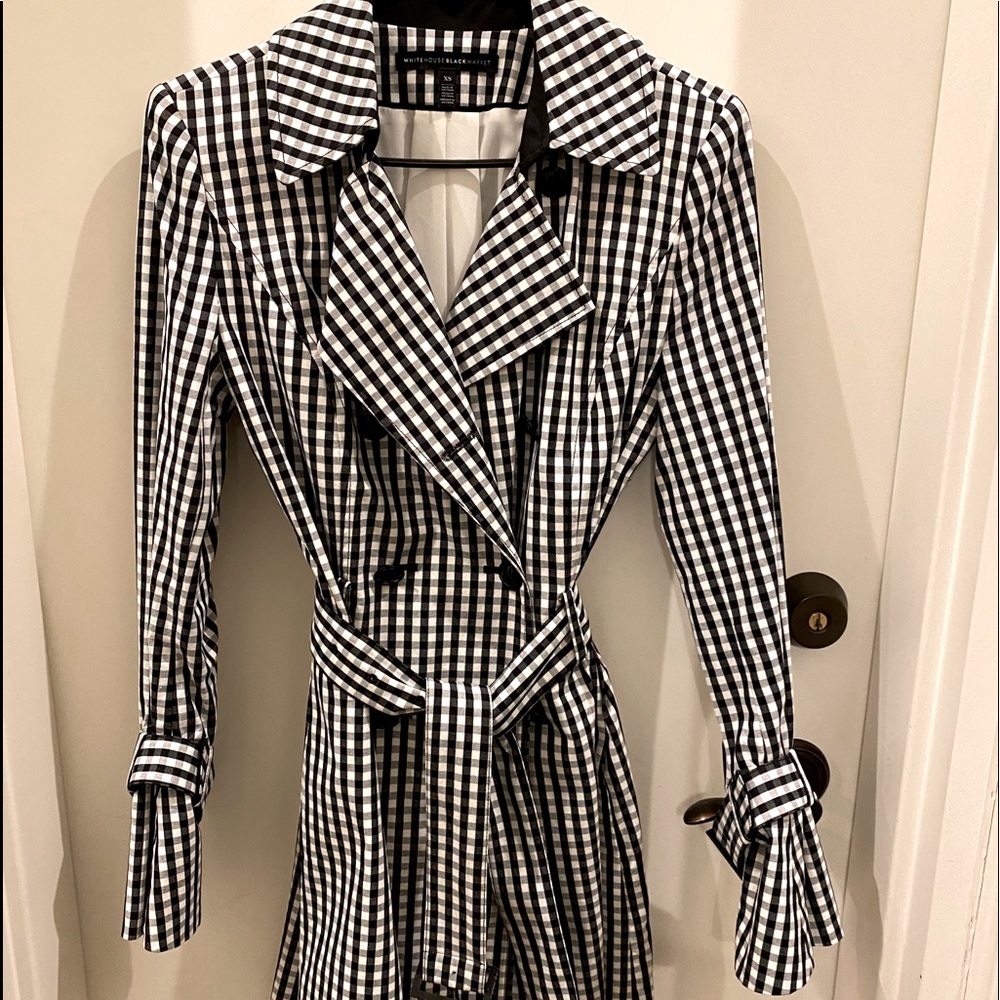 Whitehouse/Blackmarket gingham trench coat